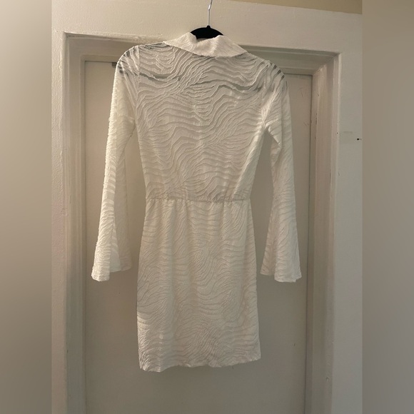 ASOS White long sleeve Dress size 2 - Picture 6 of 8